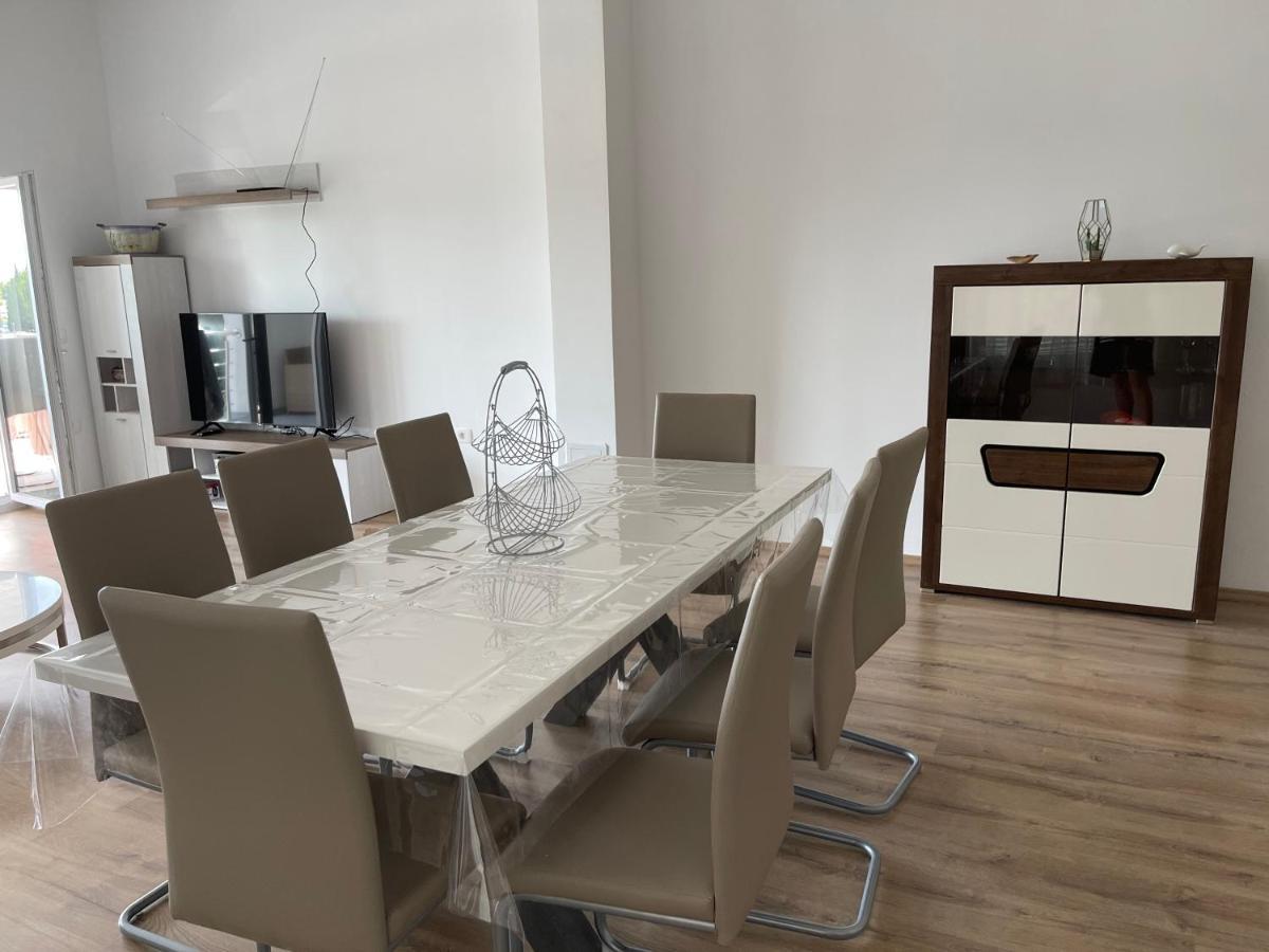 Apartmaji Meduza 2 Apartment Izola Luaran gambar