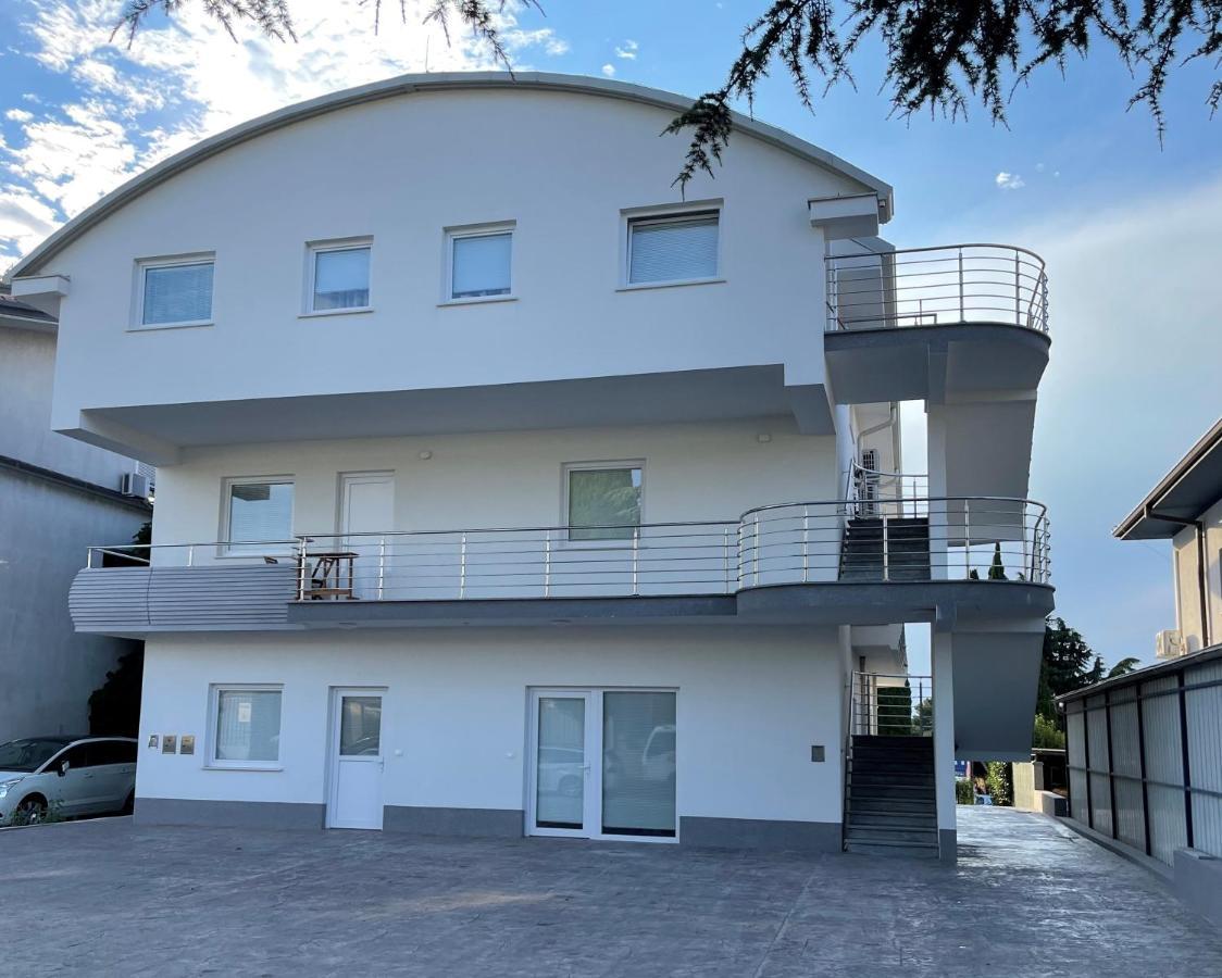 Apartmaji Meduza 2 Izola Luaran gambar