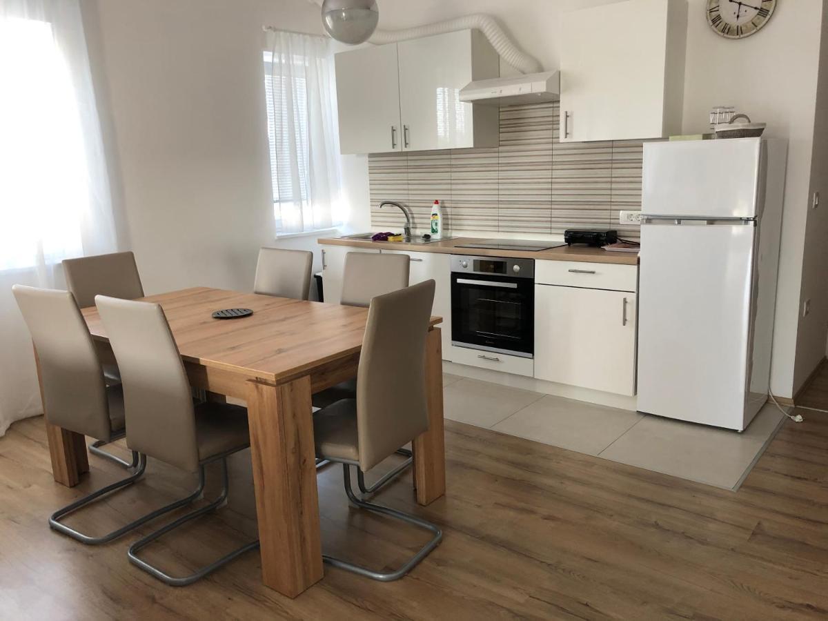 Apartmaji Meduza 2 Izola Luaran gambar