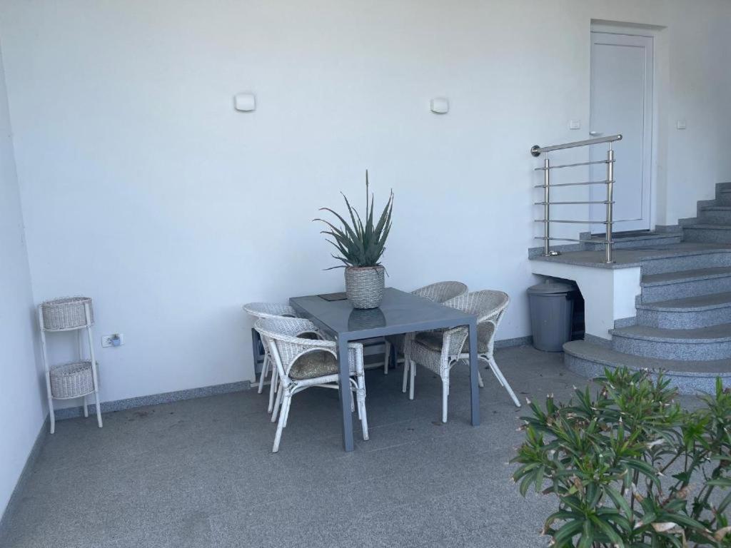 Apartmaji Meduza 2 Izola Luaran gambar